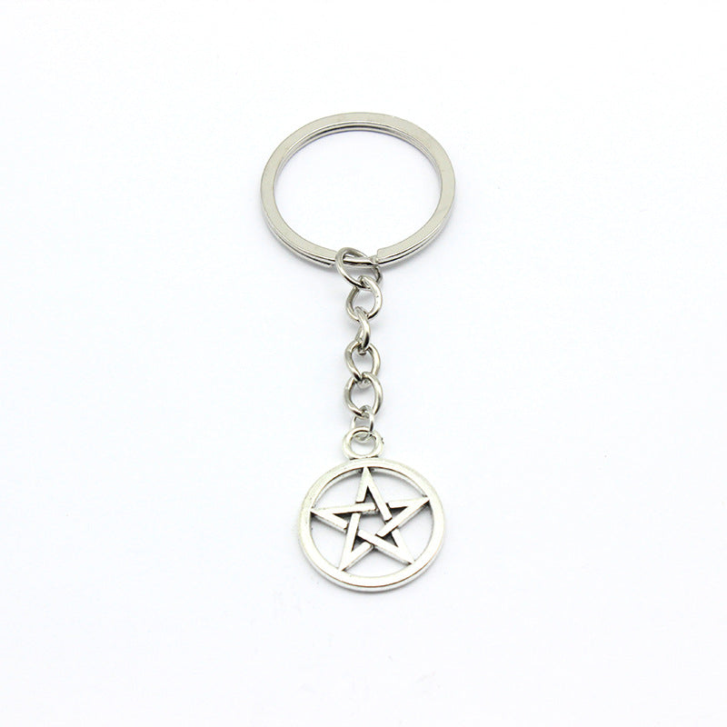 Five-pointed star pendant keychain