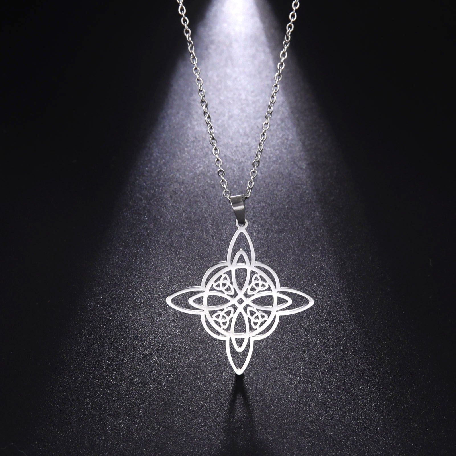 Women's Fashion Material Stainless Steel Necklace
